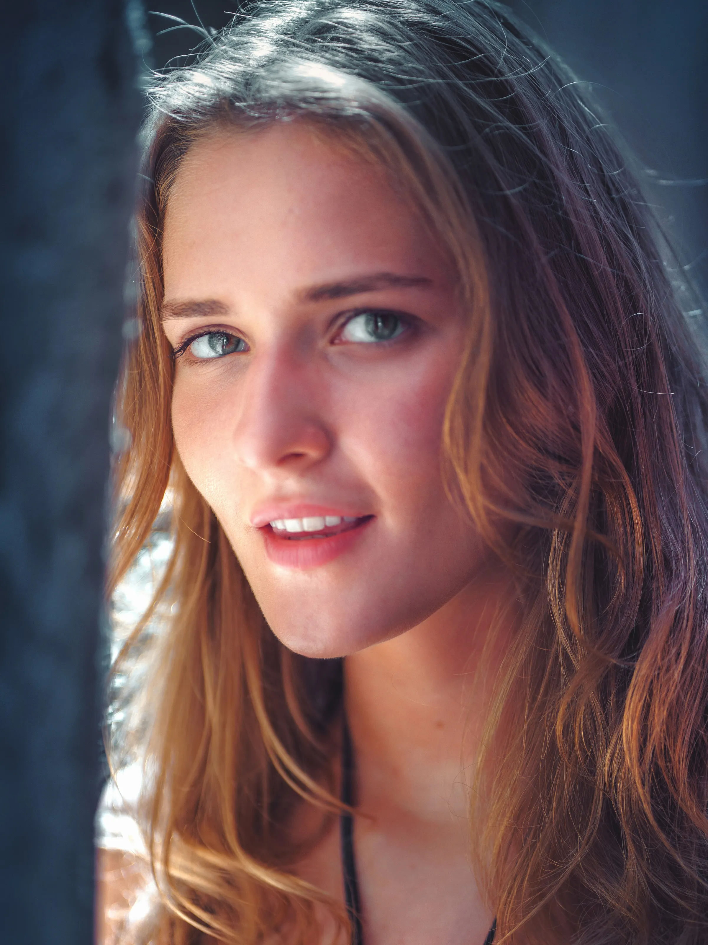 Mariia KO — backlit natural-light portrait